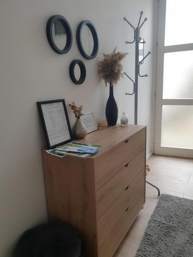 Apartment Laura & Lucija 오시예크 외부 사진